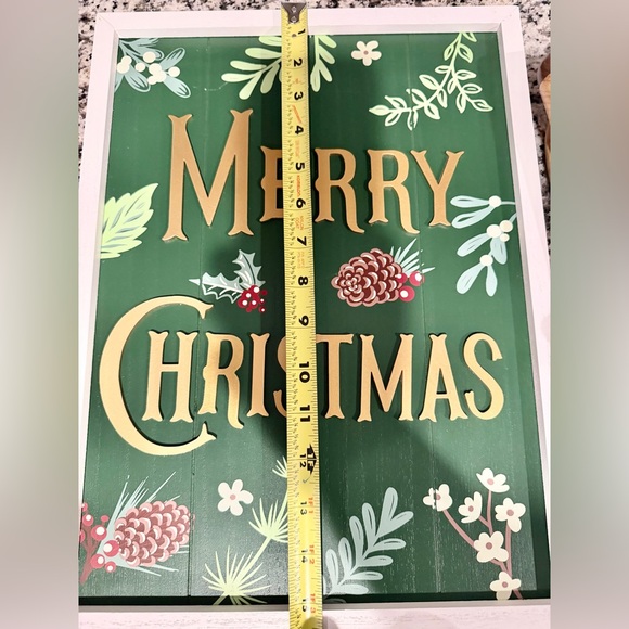 Hanging Wooden Merry Christmas Decorative Sign - Picture 5 of 6